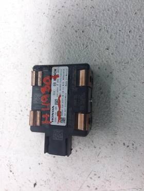 36801tgva06 Acura 596-11989 2021 Tlx Oem Radar Unit Front Id # 36801tgva06 Acura 596-11989 2021 Tlx Oem Radar Unit Front Id #