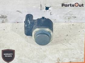 4g8919268 Audi 2012-2015 A7 Quattro Front Pdc Parking Assist Sensor With Mount Oem