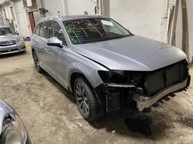 596-50298 Audi Park Assist Part 2017 Q7 1371508