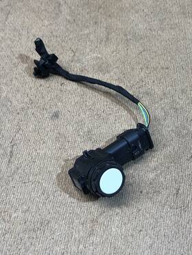 9826949 Bmw Oem F44 G01 G05 G16 G20 G26 G30 G80 M3 M4 Bumper Parking Pdc Sensor White Xx 9826949 Bmw Oem F44 G01 G05 G16 G20 G26 G30 G80 M3 M4 Bumper Parking Pdc Sensor White Xx