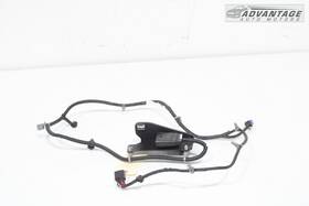 33482-2151 Cadillac 2016-2017 Ats Rear Bumper Parking Sensor And Blind Spor Module Oem