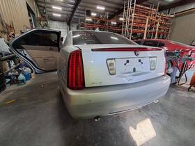 596-13054 Cadillac Camera/projector Camera Lane Departure Warning Fits 08-11 Sts 1509162 596-13054 Cadillac Camera/projector Camera Lane Departure Warning Fits 08-11 Sts 1509162