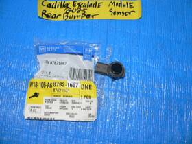 87821667 Cadillac Escalade Rear Bumper Senor Parking Back Up Sensor 878216 24 2025 Oem