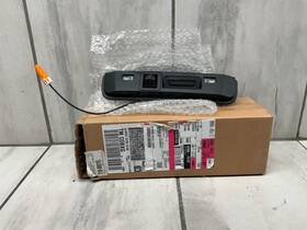 42867612 Chevrolet New Oem 2024-2025 Chevy Trailblazer Rear License Plate Lmp With Camera #42867612 42867612 Chevrolet New Oem 2024-2025 Chevy Trailblazer Rear License Plate Lmp With Camera #42867612