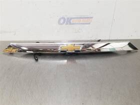 596-11389 Chevrolet 21 2021 Chevy Traverse Rear View Camera Projector With Tail Finish Panel Chrome