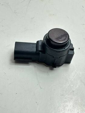 Gm23356421 Chevrolet 2014 To 2021 Cadillac Gmc Bosh Bumper Parking Sensor Oem