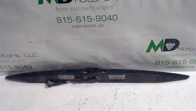 42547912 Chevrolet Sonic 2017-2020 Rear Deck Lid License Lamp Molding With Camera