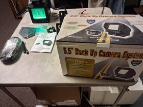 Rev055 Clover Wisecomm 5.5 Inch B/w Rear View System For Vehicles