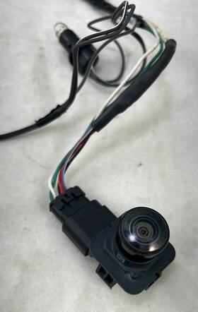 Gj5z-19g490-f Ford 2017 - 2019 Escape Used Oem Rear View Park Backup Camera With Wiring Loom Tested