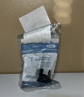 M2dz-15a862-ac Ford New Genuine Outer Bracket