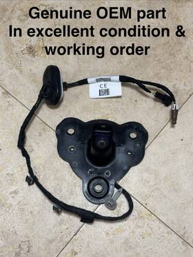 M2dz-7847076-a Ford 2021-2025 Bronco Rear View Revers Camera Carrier Plate Mount Wire Harness