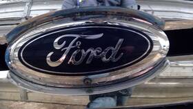 596-01339 Ford Truck Grille Mounted Camera Fits 17-22 F250sd Pickup 10295962 596-01339 Ford Truck Grille Mounted Camera Fits 17-22 F250sd Pickup 10295962