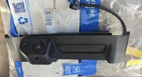 85829058 General Motors Oem Rear Backup Park Assist Camera With Handle Applique Chevy Equinox Ev 2024 2025 85829058 General Motors Oem Rear Backup Park Assist Camera With Handle Applique Chevy Equinox Ev 2024 2025