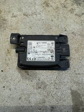 23405899 Gm 2017-2022 Tahoe Yukon Escalade Passenger Right Blind Spot Sensor
