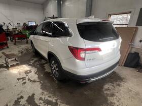 7878307 Honda Used Park Assist Camera Fits 2019 Pilot Radar Unit Quarter Mounted Blind 7878307 Honda Used Park Assist Camera Fits 2019 Pilot Radar Unit Quarter Mounted Blind