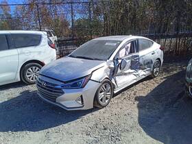 596-11380l Hyundai Driver Camera/projector Radar Unit Rear Behind Cover Fits 19-20 Elantra 728341