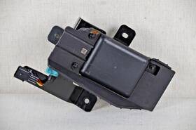 95821-j3000 Hyundai 2019-2020 Veloster Rh Right Passenger Blind Spot Module Oem