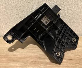 28731335 Kia 2022 Carnival Right Rear Blind Spot Sensor Oem 28731335 Kia 2022 Carnival Right Rear Blind Spot Sensor Oem