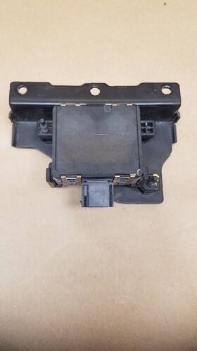 596-10332 Kia Camera/projector Radar Unit Front Behind Grille Fits 18-20 Rio 1706326 596-10332 Kia Camera/projector Radar Unit Front Behind Grille Fits 18-20 Rio 1706326
