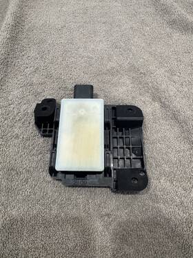99140-r0510 Kia 2025 Carnival Rear Blind Spot Alert Sensor Oem 31