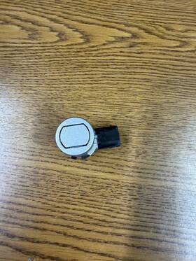 184929 Maserati 2003-2012 Quattroporte Rear Bumper Parking Park Assist Aid Sensor Oem