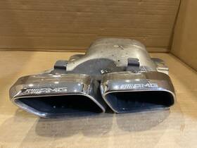 Mercedes-benz A0004902900 Right Exhaust Panel C63 Amg W205 C205 Facelift Glc 63 W253 C253 Chrome