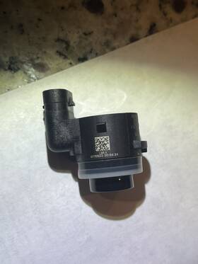 28438-3992r Nissan Genuine Auto Park Sensor Untested 28438-3992r Nissan Genuine Auto Park Sensor Untested