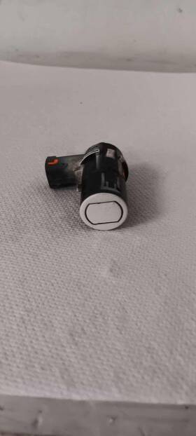 25994zq10d Nissan Trucks 2012 Armada Parking Aid Sensor White Paint
