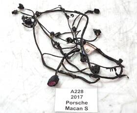 95b971095aj Porsche 15-18 Oem Macan 95b Front Pdc Park Distance Sensor Set Black With Harness