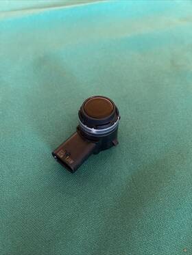 Pt00013779 Riviant Rivian R1t Front Bumper Parking Park Assist Pdc Sensor Oem 2022-24