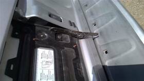 596.su1p04 Subaru Baja 2004 Camera/projector 25637528