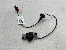 148792400d Tesla 21 22 23 Model S Rear Trunk Lid Backup Parking Camera With Wire 1536 Oem 148792400d Tesla 21 22 23 Model S Rear Trunk Lid Backup Parking Camera With Wire 1536 Oem