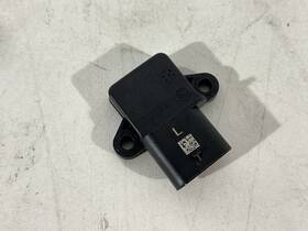 1510113-00-a Tesla 2020-2024 Model Y Left Door Handle Hall Sensor Oem