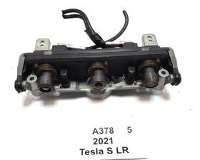 1593803-00-a Tesla 2021-2025 Oem Model S X Front View Assist Autopilot Triple Camera 1593803-00-a Tesla 2021-2025 Oem Model S X Front View Assist Autopilot Triple Camera
