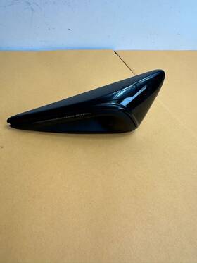 1755423-00-b Tesla 2021-2024 Model X Right Fender Repeater Camera Assembly Oem 1755423-00-b Tesla 2021-2024 Model X Right Fender Repeater Camera Assembly Oem