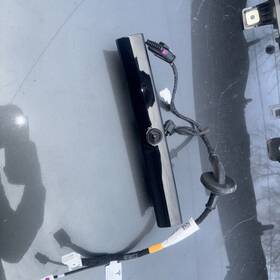 2022632-00-b Tesla Model Y 2025 Liftgate Camera With Harness And Bezel Oem