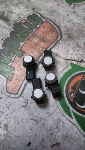 708.ts1s16 Tesla 2016 S Rear Parking Sensor Pdc