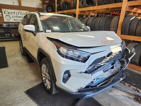596-01084 Toyota Camera/projector Radar Unit Mounted Behind Grille Fits 16-19 Mirai 1756462 596-01084 Toyota Camera/projector Radar Unit Mounted Behind Grille Fits 16-19 Mirai 1756462