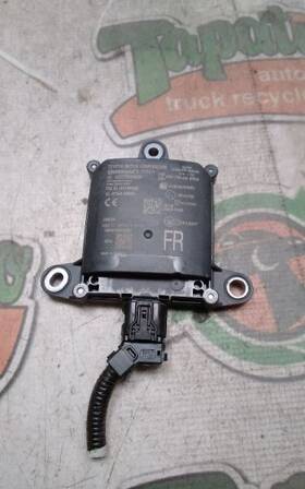 596-11233 Toyota Camera/projector Radar Unit Rear Body Panel Mounted Fits 20 C-hr 3242134