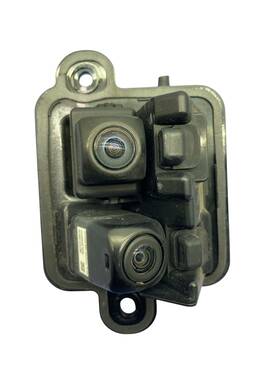 867a008020 Toyota 2021 - 2023 Sienna Oem Rear Liftgate Mounted Camera Array Washer Nozels 867a008020 Toyota 2021 - 2023 Sienna Oem Rear Liftgate Mounted Camera Array Washer Nozels
