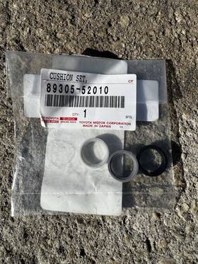 89305-52010 Toyota Genuine Park Sensor Cushion 89305-52010 Toyota Genuine Park Sensor Cushion