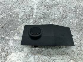 31425189 Volvo 2018-2025 Xc60 Front Left Driver Side Parking Sensor Bracket Oem